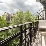 דירה Romanian Athenaeum Flat - Refined 3br Steps From Calea Victoriei בוקרשט