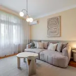 Romanian Athenaeum Flat - Refined 3br Steps From Calea Victoriei דירה