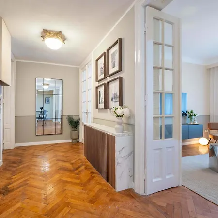 Romanian Athenaeum Flat - Refined 3br Steps From Calea Victoriei 公寓 *