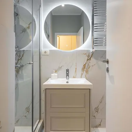 Elegant 3br Flat Steps From Romanian Athenaeum