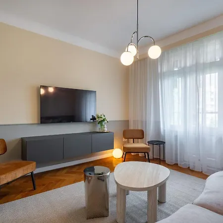Elegant 3br Flat Steps From Romanian Athenaeum Apartment *