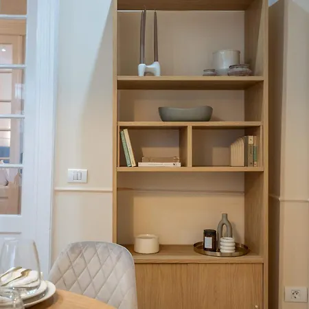 Apartment Elegant 3br Flat Steps From Romanian Athenaeum